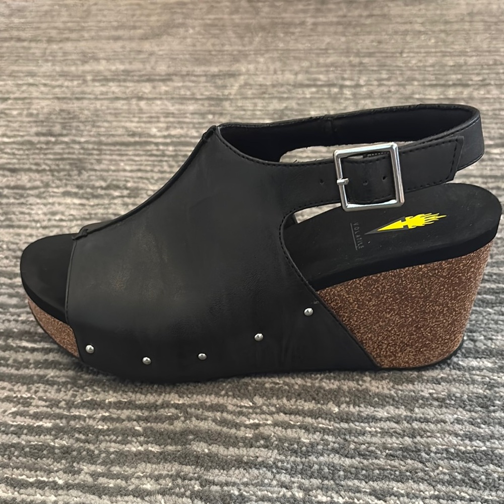 Black Wedge Sandals Size 8